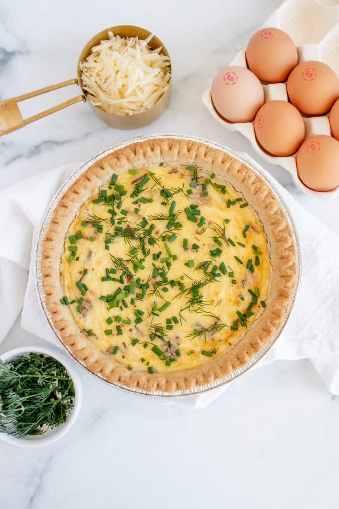 bacon and white cheddar quiche image